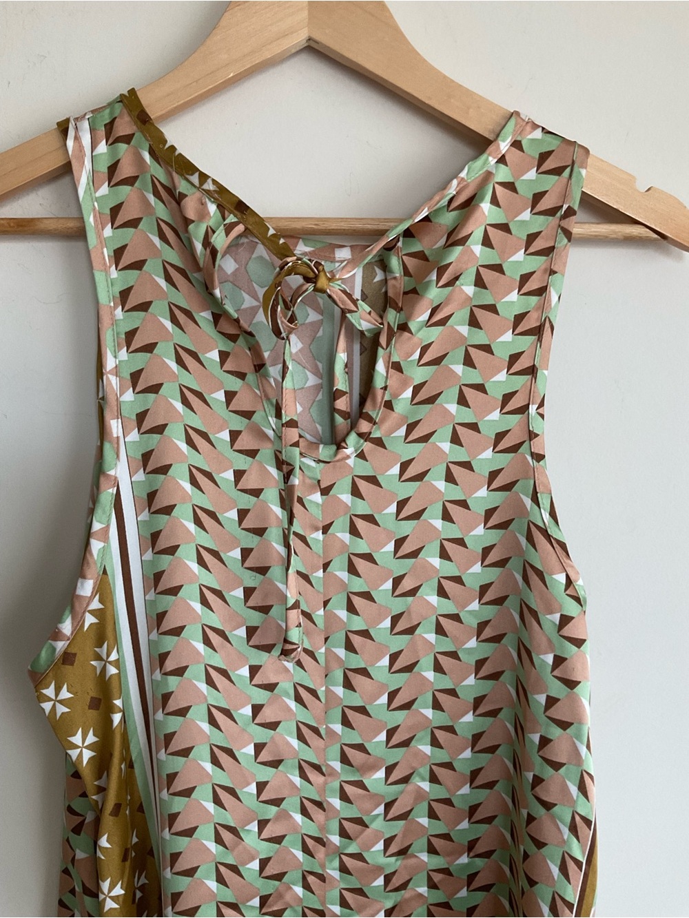 NWT Revolve House of Harlow 1960 Dress Gold Green Satin Geometric Floral Midi - Picture 7 of 9